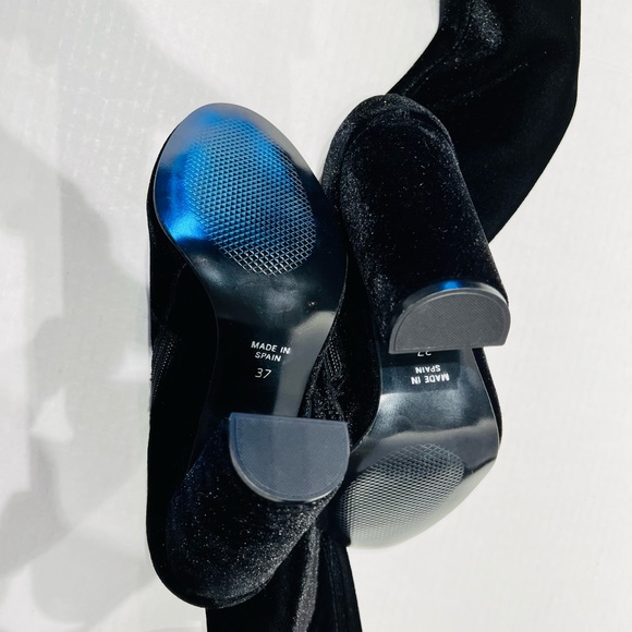 CARVELA WOLF BLACK by Kurt Geiger Zip Closure Velvet Upper Size 37 - Picture 9 of 16